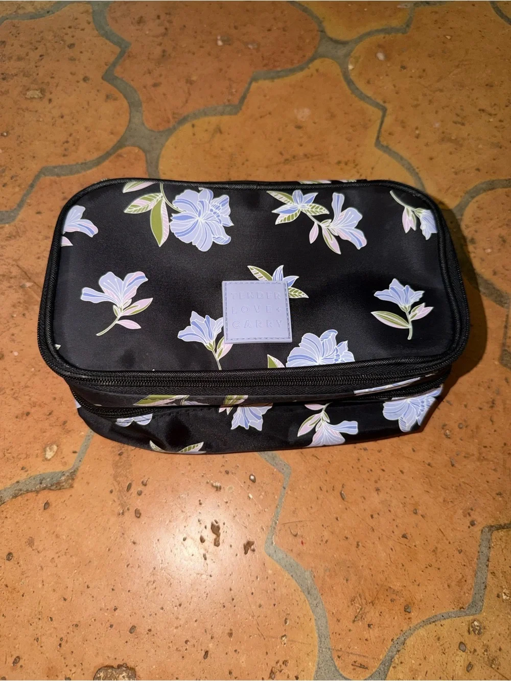 Tender Love + Carry two piece
